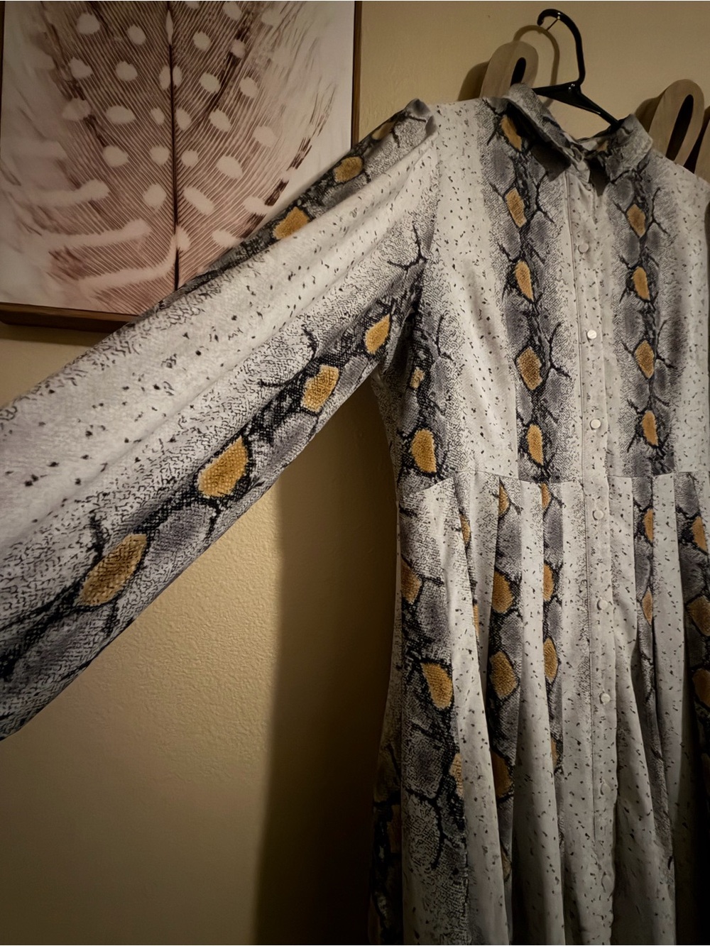 Snake-Print Long Sleeve Shirt Dress - White/Gray with Yellow Accents - Picture 2 of 5